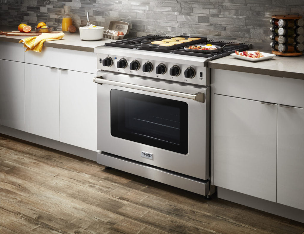 Thor Kitchen 36 Inch Gas Range in Stainless Steel- Model LRG3601U (Renewed)
